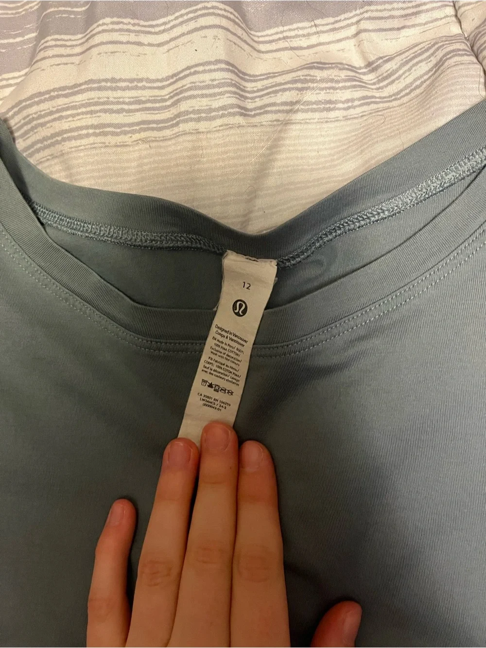 lululemon cropped tee